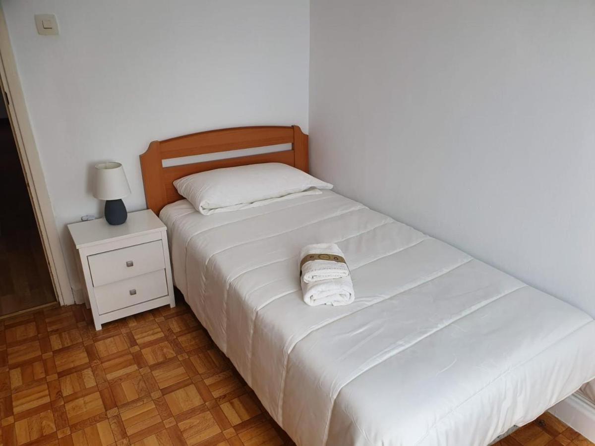 Bonito Apartamento Cerca De Las Playas Santander Bagian luar foto